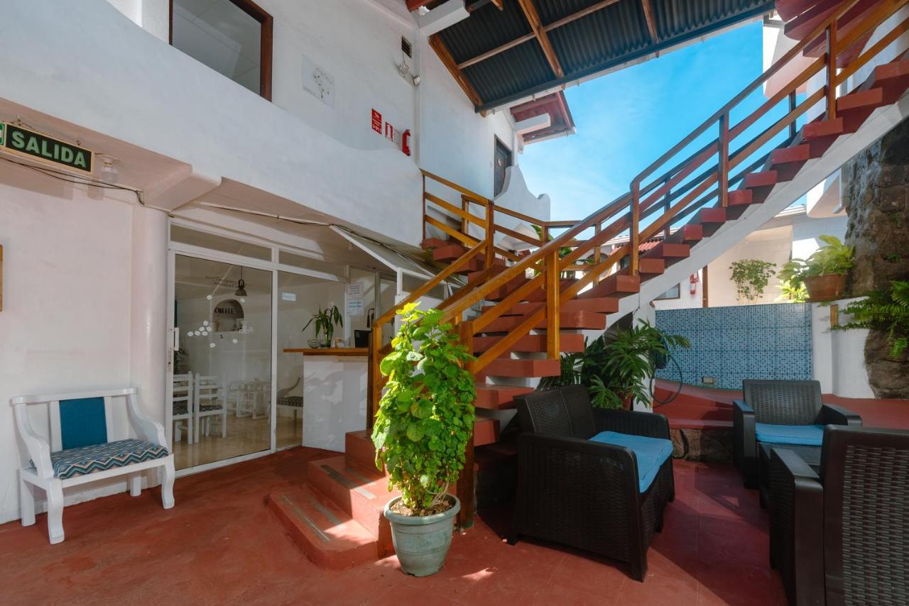 Hostal North Seymour Puerto Ayora  Luaran gambar
