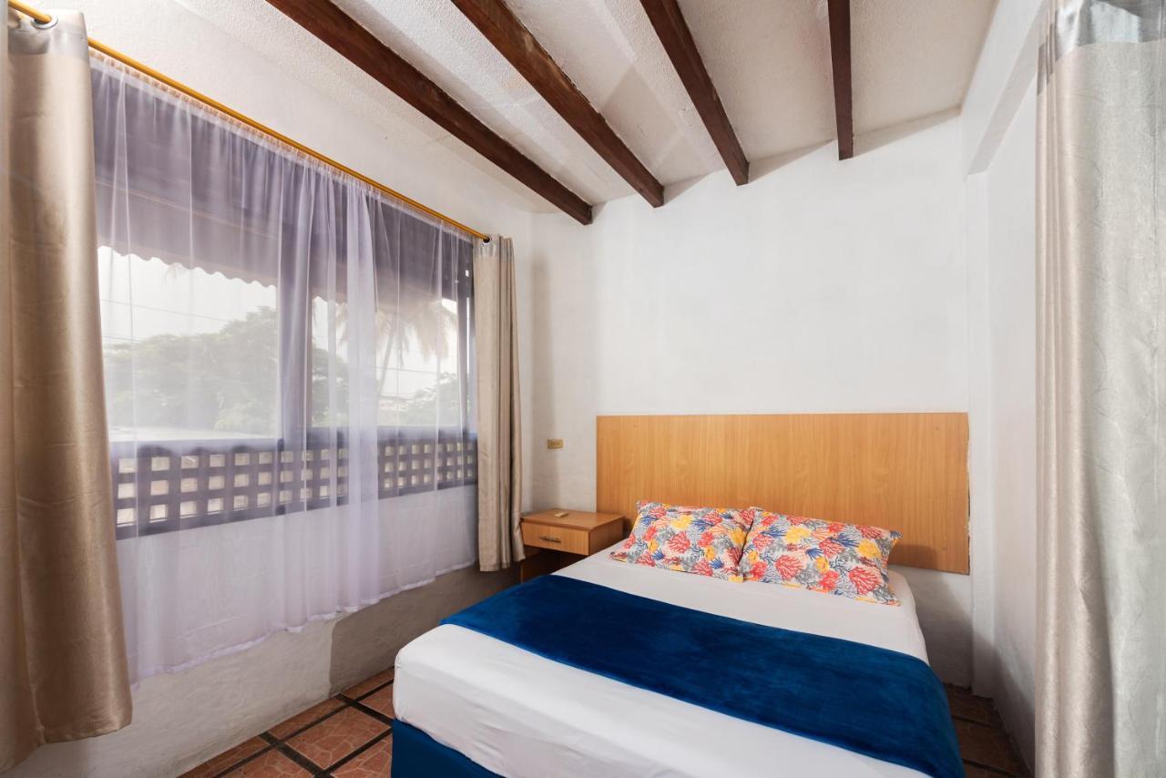 Hostal North Seymour Puerto Ayora  Luaran gambar