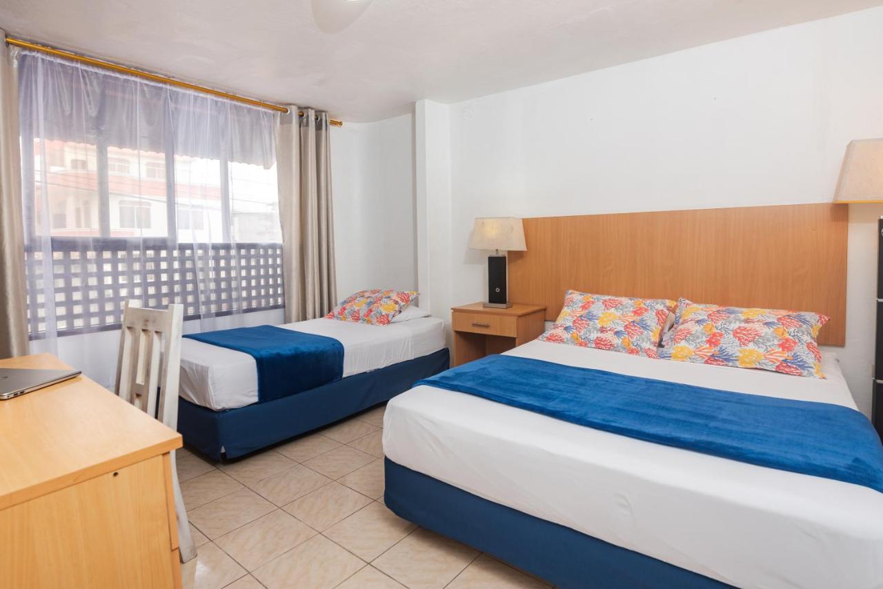 Hostal North Seymour Puerto Ayora  Luaran gambar